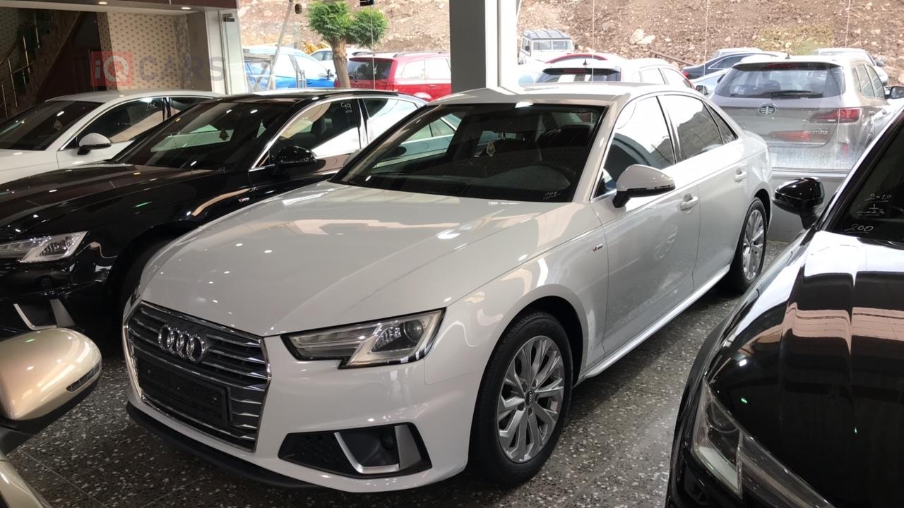اودي A4